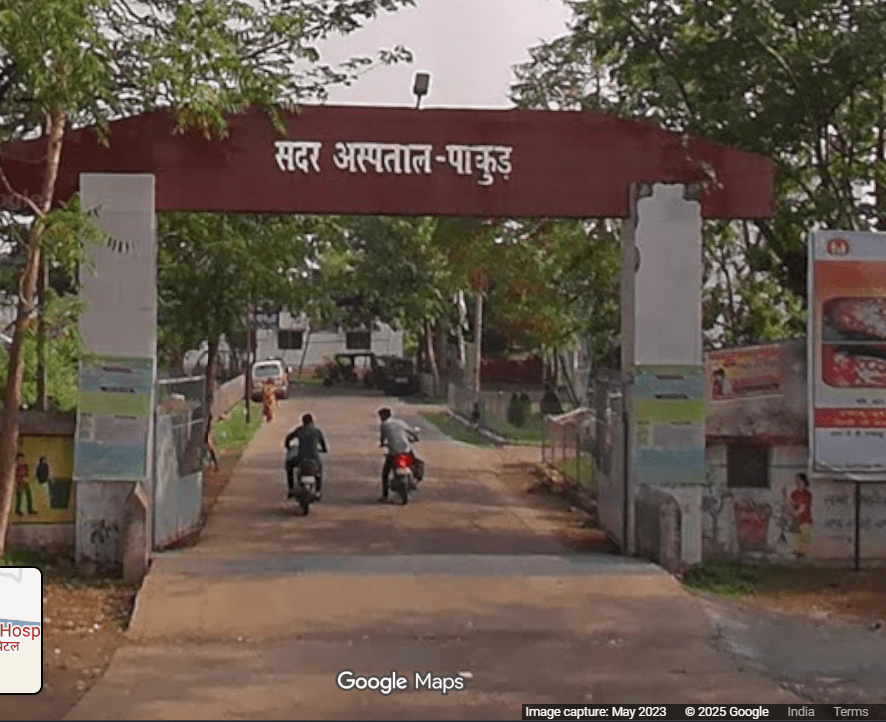 Hiranpur CHC Government Hospital main building and entrance