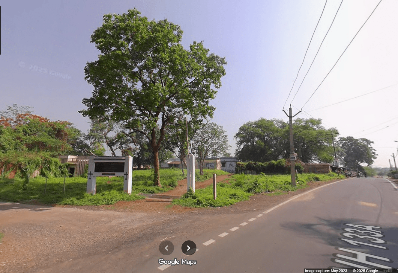 Hiranpur CHC Government Hospital main building and entrance