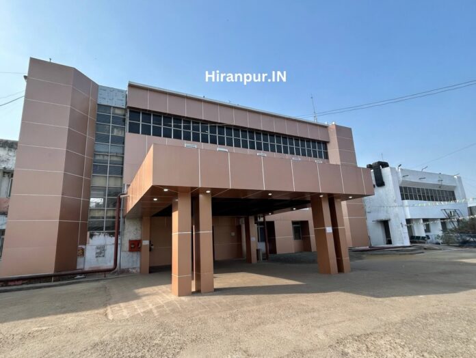 Pakur Sadar Hospital - Hiranpur CHC Government Hospital main building and entrance