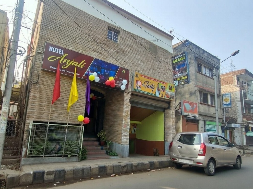 Best hotels in Deoghar near Baba Baidyanath Temple, comfortable and budget-friendly stay options for pilgrims in Jharkhand