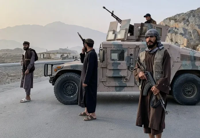 पाकिस्तान और अफगानिस्तान सीमा पर संघर्ष का दृश्य, Pakistan Afghanistan War Live Updates